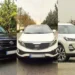 نگاهی به سطح قیمت&zwnj;ها و تفاوت بهای تمام شده هر خودرو در دو سوی خلیج نشان می&zwnj;دهد در ایران هرچه خودرو لوکس&zwnj;تر باشد کشش قیمتی بیشتر شده و فروشنده با سود بالاتر، بهای بیشتر از مصرف&zwnj;کننده دریافت می&zwnj;کند. در واقع خریدار خودروهای لوکس در مقایسه با خودروهای اقتصادی هزینه بیشتری در مقایسه با بازار امارات پرداخت می&zwnj;کند.