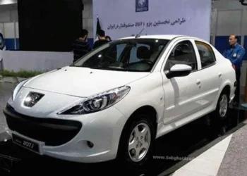 توليد دو محصول دنا پلاس توربو و 207صندوق دار اتوماتیک با حضور دكتر علي لاريجاني، رییس مجلس شورای اسلامی و دكتر محمد شريعتمداري، وزير صنعت، معدن و تجارت در ايران خودرو آغاز شد.