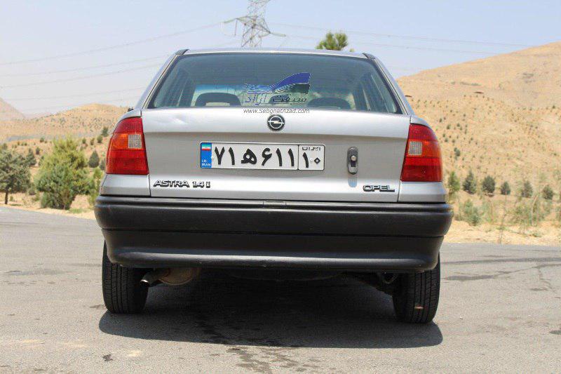 مشخصات فنی اپل آسترا