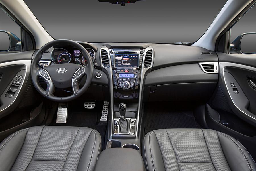 شرکت «هیوندای موتور» آمریكا برای مدل 2016 «الانترا GT» با طراحی جدید و با تمركز بر امكانات، راحتی و تكنولوژیهای مورد نیاز مشتریان در نمایشگاه خودروی شیكاگو 2015 معرفی کرد.
