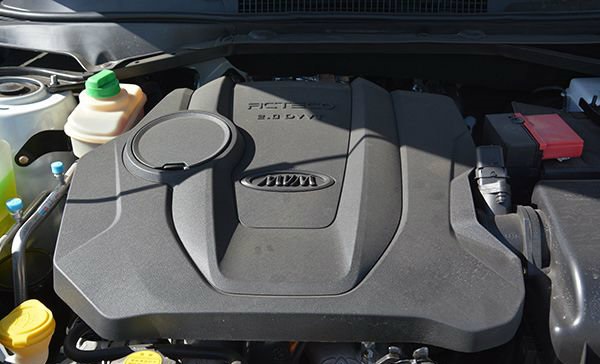 در اواخر شهریور امسال در یک بعدازظهر گرم تابستانی، یک دستگاه خودروی MVM X33S را مورد تست فنی قرار دادیم که در این مطلب، گزارش آن را می‌خوانید.