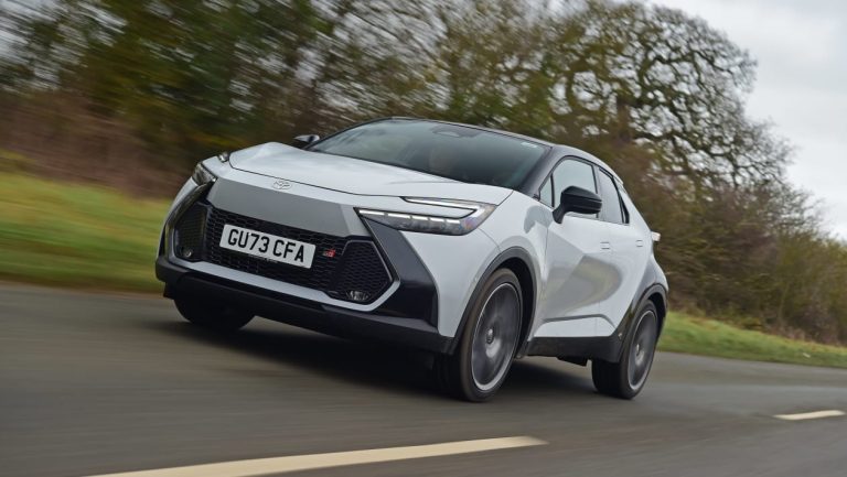 بررسی نسل جدید تویوتا C-HR 2023