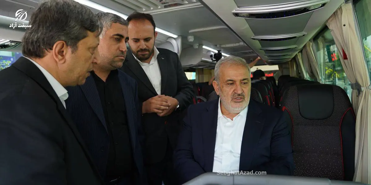 بازدید وزیر صمت از خودروهای وارداتی برقی و تجاری گروه بهمن