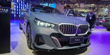 بی ام و 525Li در نمایشگاه خودرو شانگهای