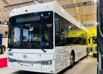 بررسی اتوبوس برقی بهمن موتور با طول 12 متر