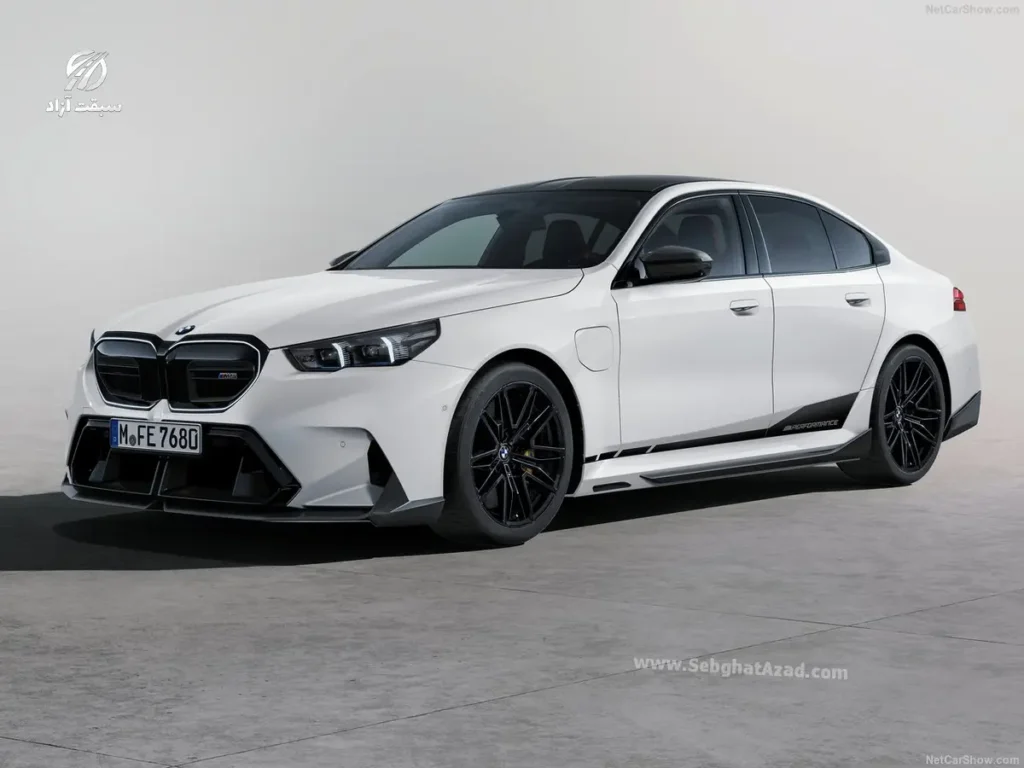 تاثیر پکیج M Performance بر طراحی و رانندگی بی ام و M5 جدید 8 بی ام و M5 مدل 2025 با پکیج M Performance