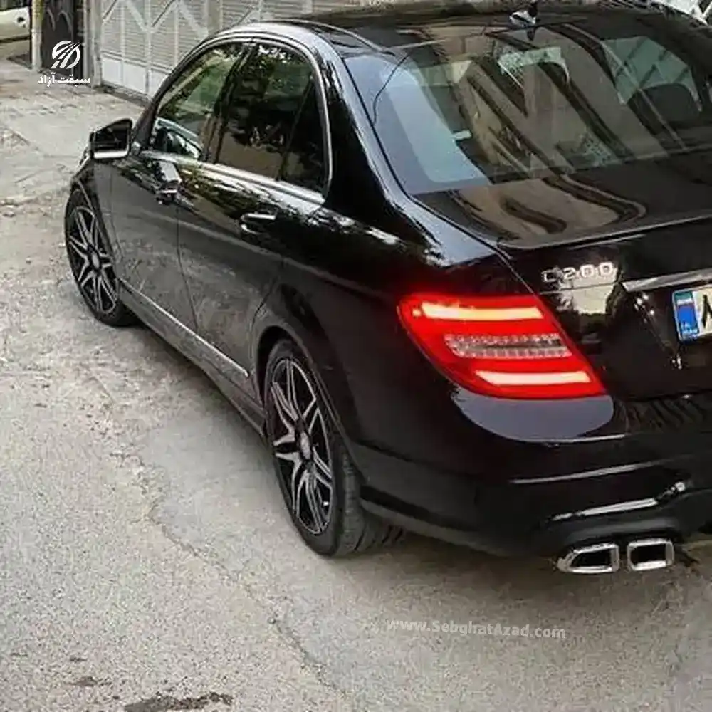 ارزش خرید مرسدس بنز C200 کارکرده در سال 1404؛ مقایسه با رقبای کرهای و ژاپنی؛ انتخاب کدام بهتر است؟ 5 آیا مرسدس بنز C200 کارکرده ارزش خرید دارد؟