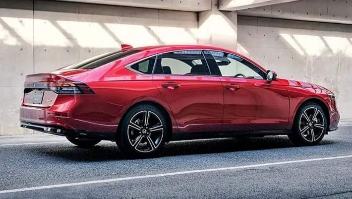 عرضه هوندا آکورد هیبریدی در ایران