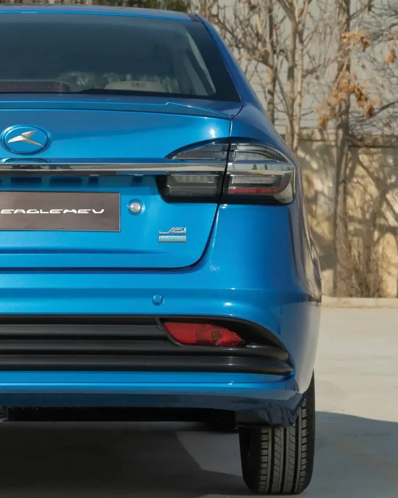 اولین سدان هیبرید ملی، در یک قدمی بازار؛ شمارس معکوس برای عرضه کی ام سی ایگل هیبرید 2 شمارس معکوس برای عرضه کی ام سی ایگل هیبرید