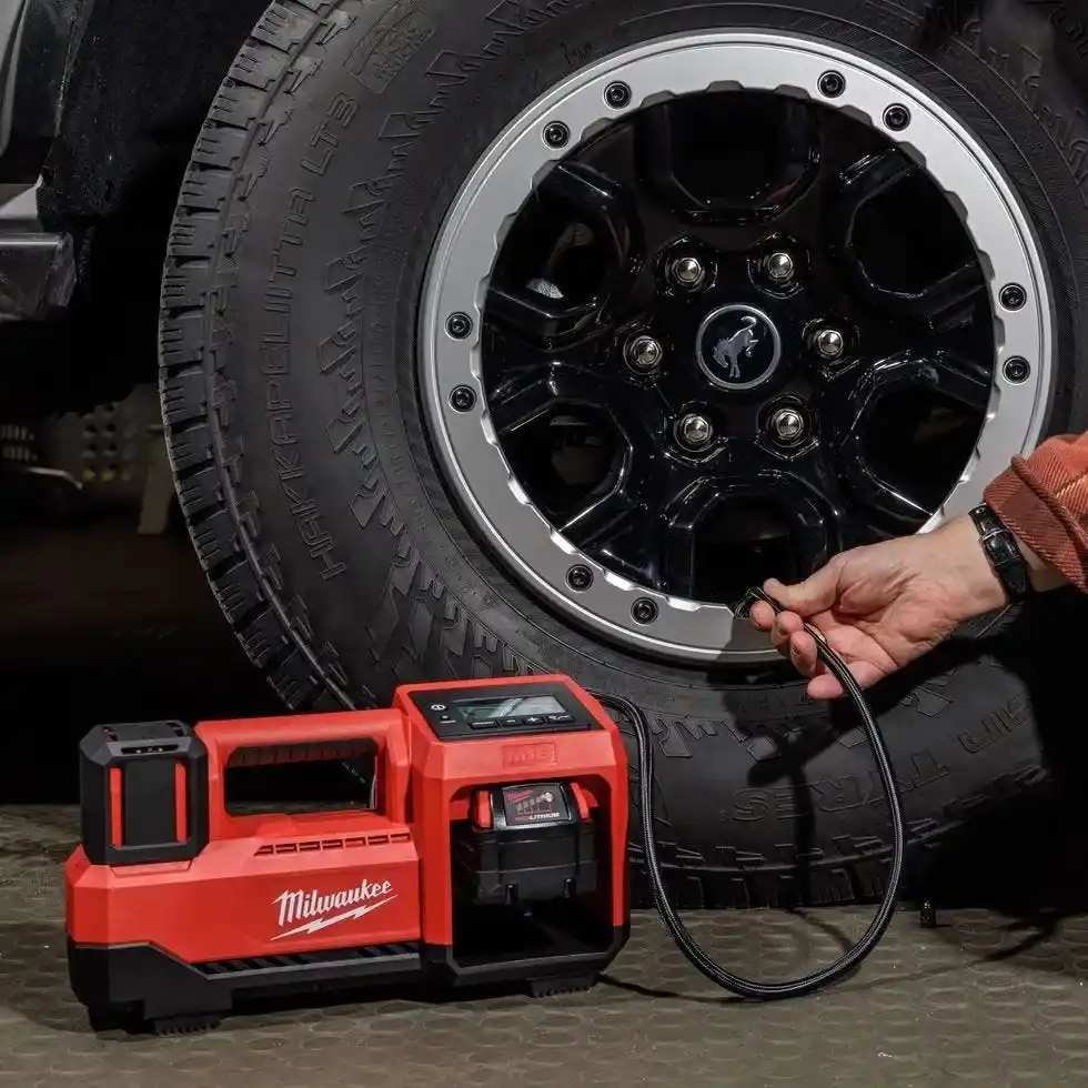 سریع‌ترین کمپرسور باد: Milwaukee M18