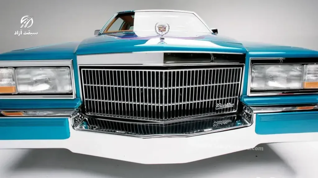 مجسمه روی کاپوت کادیلاک