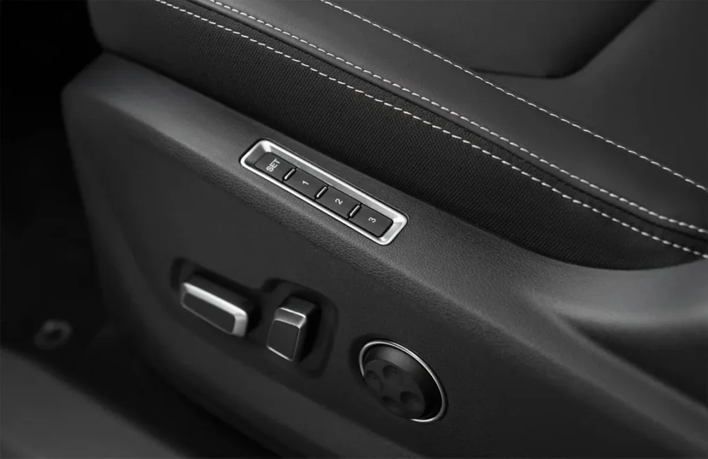 تنظیمات صندلی راننده کی ام سی SR6