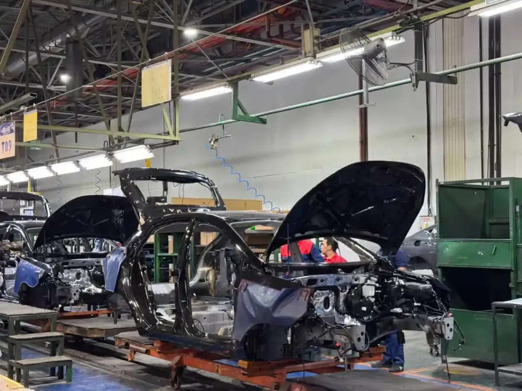 خط تولید شدو کی ام سی کرمان موتور