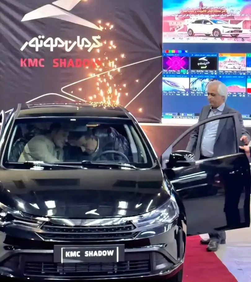 قائم پناه در باز دید از خط تولید کی ام سی شدو