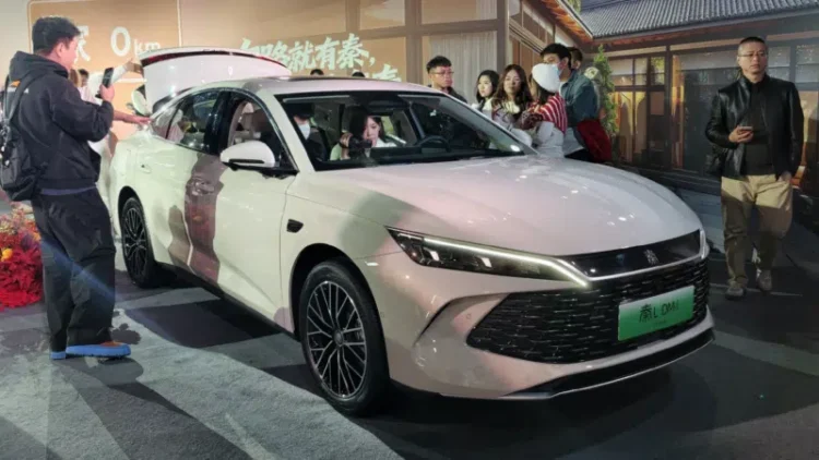 فیس لیفت بی وای دی چین ال