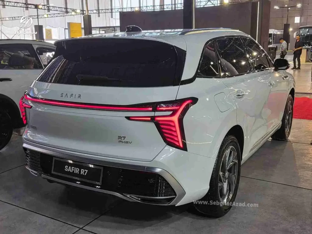 سفیر R7، به عنوان لوکسترین محصول ایران خودرو وارد بازار خواهد شد 4 سفیر R7
