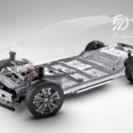 طراحی ظاهری بدنه تویوتا bZ4X مدل 2023 ترکیبی از توانایی‌های یک خودروی شاسی بلند (SUV) همراه با کیفیت پیشرفته یک خودروی الکتریکی مجهز به باتری (BEV) است.